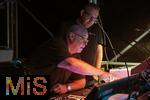 27.07.2024, Konzert in Mindelheim im Unterallgu: ?Mondlicht-Open-Air? mit dem Orchester Frisch Gestrichen unter der Leitung von Nils Schad, an der Schwabenwiese Mindelheim.  Tonmeister Daniel Zweig am Mischpult.   