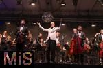 27.07.2024, Konzert in Mindelheim im Unterallgu: ?Mondlicht-Open-Air? mit dem Orchester Frisch Gestrichen unter der Leitung von Nils Schad, an der Schwabenwiese Mindelheim.  Orchesterleitung Nils Schad 