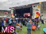 27.07.2024, Vor den Olympischen Sommerspielen 2024 in Paris (Frankreich), Die groe Bhne im Rugbystadion Jean Bouin, zu den Olympischen Spielen ist es das DEUTSCHE HAUS fr die deutsche Olympische Familie. Eine groe Bhne im Innenraum ist Mittelpunkt fr die Prsentation der Sportler nach den Wettkmpfen und Auftritten von Musikern vor ffentlichem Publikum.