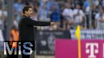 02.08.2024, Fussball 3. Liga 2024/2025, 1.Spieltag, TSV 1860 Mnchen - 1.FC Saarbrcken, im Stdtischen Stadion an der Grnwalderstrasse, Mnchen. Trainer Argirios Giannikis  (TSV 1860 Mnchen) gibt Anweisungen


