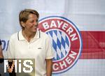 07.08.2024, Mdchen an den Ball, Pressekonferenz zur Kooperation mit dem FC Bayern Mnchen, am Vereinsgelnde FT Gern Mnchen,   Bianca Rech (Direktorin Frauenfussball FC Bayern Mnchen) 