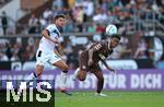 09.08.2024, Fussball Saison 2024/2025, Testspiel, FC St. Pauli - Atlanta Bergamo, im Millerntor Stadion Hamburg.  (L-R) Berat Djimsiti (Atalanta Bergamo) gegen Morgan Guilavogui (FC St. Pauli)


