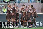 09.08.2024, Fussball Saison 2024/2025, Testspiel, FC St. Pauli - Atlanta Bergamo, im Millerntor Stadion Hamburg.  Jubel FC St. Pauli zum Tor zum 1:0, Torschtze Johannes Eggestein (mi., FC St. Pauli)


