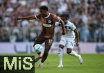 09.08.2024, Fussball Saison 2024/2025, Testspiel, FC St. Pauli - Atlanta Bergamo, im Millerntor Stadion Hamburg.  (L-R) Oladapo Afolayan (FC St. Pauli) gegen Ademola Lookman (Atalanta Bergamo)


