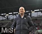 15.03.2025, Fussball 1. Bundesliga 2024/2025, 26. Spieltag, FC Augsburg - VfL Wolfsburg, in der WWK-Arena Augsburg, Trainer Jess Thorup (FC Augsburg) vor dem Spiel 
 

