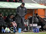 15.03.2025, Fussball 1. Bundesliga 2024/2025, 26. Spieltag, FC Augsburg - VfL Wolfsburg, in der WWK-Arena Augsburg, Trainer Ralph Hasenhttl (Wolfsburg) nachdenklich 
 

