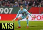 15.03.2025, Fussball 1. Bundesliga 2024/2025, 26. Spieltag, FC Augsburg - VfL Wolfsburg, in der WWK-Arena Augsburg, Torwart Finn Dahmen (FC Augsburg) konzentriert.