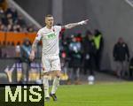 15.03.2025, Fussball 1. Bundesliga 2024/2025, 26. Spieltag, FC Augsburg - VfL Wolfsburg, in der WWK-Arena Augsburg, Jeffrey Gouweleeuw (FC Augsburg) 