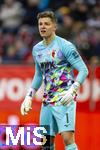 15.03.2025, Fussball 1. Bundesliga 2024/2025, 26. Spieltag, FC Augsburg - VfL Wolfsburg, in der WWK-Arena Augsburg, Torwart Finn Dahmen (FC Augsburg) 