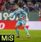 15.03.2025, Fussball 1. Bundesliga 2024/2025, 26. Spieltag, FC Augsburg - VfL Wolfsburg, in der WWK-Arena Augsburg, Torwart Finn Dahmen (FC Augsburg) in Aktion.