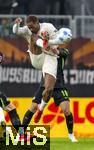 15.03.2025, Fussball 1. Bundesliga 2024/2025, 26. Spieltag, FC Augsburg - VfL Wolfsburg, in der WWK-Arena Augsburg, Samuel Emmanuel Essende Mbongu (FC Augsburg) am Ball 