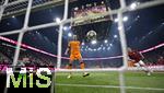 17.03.2025, Fussball, das FC Bayern Mnchen Legenden-Turnier FRANZ BECKENBAUER CUP, im SAP-Garden Mnchen. li: Torwart Hans Jrg Butt (Bayern) gegen Pepe (Real Madrid) und Sebastian Rudy, (FC Bayern Mnchen)
