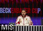 17.03.2025, Fussball, das FC Bayern Mnchen Legenden-Turnier FRANZ BECKENBAUER CUP, im SAP-Garden Mnchen.  Claudio Pizarro (Bayern Mnchen) bei einer Pressekonferenz.
