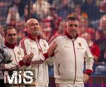 17.03.2025, Fussball, das FC Bayern Mnchen Legenden-Turnier FRANZ BECKENBAUER CUP, im SAP-Garden Mnchen. v.li:  Philipp Lahm, Raimond Aumann, Roy Makaay (alle Bayern Mnchen).