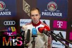 17.03.2025, Fussball, das FC Bayern Mnchen Legenden-Turnier FRANZ BECKENBAUER CUP, im SAP-Garden Mnchen. Philipp Lahm (Bayern Mnchen) gibt Interviews.