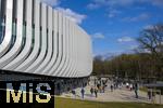 17.03.2025, Fussball, das FC Bayern Mnchen Legenden-Turnier FRANZ BECKENBAUER CUP, im SAP-Garden Mnchen. Aussenansicht, Fassade der neuen Multifunktionshalle im Olympiapark am ehemaligen Standort der Radhalle.