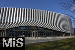 17.03.2025, Fussball, das FC Bayern Mnchen Legenden-Turnier FRANZ BECKENBAUER CUP, im SAP-Garden Mnchen. Aussenansicht, Fassade der neuen Multifunktionshalle im Olympiapark am ehemaligen Standort der Radhalle. Hier die Eingnge Sd.