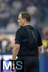 17.03.2025, Fussball, das FC Bayern Mnchen Legenden-Turnier FRANZ BECKENBAUER CUP, im SAP-Garden Mnchen. Am Brustgurt vom Schiedsrichter ist die Bodycam fr actionreiche Livebilder aus Schiri-Perspektive angebracht. Im Rucksack ist die Sendebertragungstechnik untergebracht.