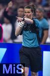 17.03.2025, Fussball, das FC Bayern Mnchen Legenden-Turnier FRANZ BECKENBAUER CUP, im SAP-Garden Mnchen. Am Brustgurt von der Schiedsrichterin ist die Bodycam fr actionreiche Livebilder aus Schiri-Perspektive angebracht.