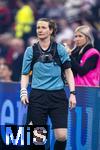 17.03.2025, Fussball, das FC Bayern Mnchen Legenden-Turnier FRANZ BECKENBAUER CUP, im SAP-Garden Mnchen. Am Brustgurt von der Schiedsrichterin ist die Bodycam fr actionreiche Livebilder aus Schiri-Perspektive angebracht.