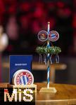 17.03.2025, Fussball, das FC Bayern Mnchen Legenden-Turnier FRANZ BECKENBAUER CUP, im SAP-Garden Mnchen. Auf einem Tisch steht RESERVIERT, mit FCB-Bierdeckel und Schriftzug des Brauerei-Sponsors PAULANER. 