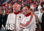 17.03.2025, Fussball, das FC Bayern Mnchen Legenden-Turnier FRANZ BECKENBAUER CUP, im SAP-Garden Mnchen. v.re: Philipp Lahm (Bayern Mnchen), Raimond Aumann (Bayern Mnchen).