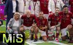 17.03.2025, Fussball, das FC Bayern Mnchen Legenden-Turnier FRANZ BECKENBAUER CUP, im SAP-Garden Mnchen. Siegerehrung des Turniersiegers FC Bayern Mnchen.  v.li: Franz Beckenbauer-Witwe Heidi Beckenbauer, Arjen Robben, Rafinha, Diego Contento, Giovane Elber.