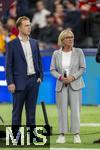 17.03.2025, Fussball, das FC Bayern Mnchen Legenden-Turnier FRANZ BECKENBAUER CUP, im SAP-Garden Mnchen. Franz Beckenbauer-Witwe Heidi Beckenbauer (re) mit Sohn Joel (li)  