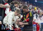 17.03.2025, Fussball, das FC Bayern Mnchen Legenden-Turnier FRANZ BECKENBAUER CUP, im SAP-Garden Mnchen. Torwart Maarten Stekelenburg (Ajax Amsterdam) gibt Autogramme.