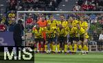 17.03.2025, Fussball, das FC Bayern Mnchen Legenden-Turnier FRANZ BECKENBAUER CUP, im SAP-Garden Mnchen. Mannschaftsfoto Borussia Dortmund mit Patrick Owomoyela, Dede, Heinrich, Roman Weidenfeller, Sven Bender, Moritz Leitner, Antonio da Silva, Mladen Petric, Ewerthon, Lucas Barrios, Kevin Grokreutz, Oliver Kirch.  