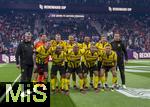 17.03.2025, Fussball, das FC Bayern Mnchen Legenden-Turnier FRANZ BECKENBAUER CUP, im SAP-Garden Mnchen. Mannschaftsfoto Borussia Dortmund mit Patrick Owomoyela, Stadionsprecher Norbert Dickel, Dede, Heinrich, Roman Weidenfeller, Sven Bender, Moritz Leitner, Antonio da Silva, Mladen Petric, Ewerthon, Lucas Barrios, Kevin Grokreutz, Oliver Kirch. 