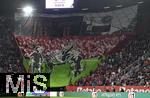 04.04.2025, Fussball 1. Bundesliga 2024/2025, 28. Spieltag, FC Augsburg - FC Bayern Mnchen, in der WWK-Arena Augsburg, groe Choreo im Gstefanblock von FC Bayern Mnchen
 

