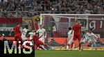 04.04.2025, Fussball 1. Bundesliga 2024/2025, 28. Spieltag, FC Augsburg - FC Bayern Mnchen, in der WWK-Arena Augsburg, Tor zum 1:1 durch Torschtze Jamal Musiala (Bayern Mnchen)
 

