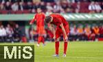 04.04.2025, Fussball 1. Bundesliga 2024/2025, 28. Spieltag, FC Augsburg - FC Bayern Mnchen, in der WWK-Arena Augsburg, Thomas Mller (FC Bayern Mnchen) nachdenklich 