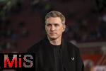 04.04.2025, Fussball 1. Bundesliga 2024/2025, 28. Spieltag, FC Augsburg - FC Bayern Mnchen, in der WWK-Arena Augsburg,  Tobias Schweinsteiger als Kommentator fr TV-Sender DAZN