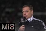 04.04.2025, Fussball 1. Bundesliga 2024/2025, 28. Spieltag, FC Augsburg - FC Bayern Mnchen, in der WWK-Arena Augsburg, Sportvorstand Max Eberl (Bayern Mnchen) beim DAZN-Interview  