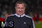 04.04.2025, Fussball 1. Bundesliga 2024/2025, 28. Spieltag, FC Augsburg - FC Bayern Mnchen, in der WWK-Arena Augsburg, Sportvorstand Max Eberl (Bayern Mnchen) beim DAZN-Interview  