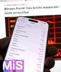 07.04.2025, Thema Brsenbeben nach dem Zoll-Streit aus Amerika: Tagesaktuelle Brsen-Daten auf einem iPhone16 Smartphone-Screen: Aktuelle Daten vom DAX zeigen massive Kursverluste am Montag 07. April 2025 aufgrund der Zlle von Prsident Trump in den USA. 