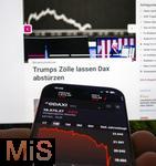 07.04.2025, Thema Brsenbeben nach dem Zoll-Streit aus Amerika: Tagesaktuelle Brsen-Daten auf einem iPhone16 Smartphone-Screen: Aktuelle Daten vom DAX zeigen massive Kursverluste am Montag 07. April 2025 aufgrund der Zlle von Prsident Trump in den USA.