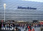 08.04.2025,  Fussball UEFA Championsleague 2024/2025: Viertelfinale Hinspiel, FC Bayern Mnchen - Inter Mailand, in der Allianz-Arena Mnchen. Die Bayern Fans stmmen ins Stadion
  

