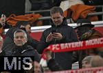 08.04.2025,  Fussball UEFA Championsleague 2024/2025: Viertelfinale Hinspiel, FC Bayern Mnchen - Inter Mailand, in der Allianz-Arena Mnchen. v.l. Prsident Herbert Hainer (FC Bayern) und Trainer Julian Nagelsmann (Deutschland) 
  

