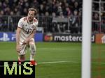 08.04.2025,  Fussball UEFA Championsleague 2024/2025: Viertelfinale Hinspiel, FC Bayern Mnchen - Inter Mailand, in der Allianz-Arena Mnchen. Harry Kane (FC Bayern Mnchen) am Boden
  

