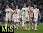 08.04.2025,  Fussball UEFA Championsleague 2024/2025: Viertelfinale Hinspiel, FC Bayern Mnchen - Inter Mailand, in der Allianz-Arena Mnchen. Die Bayern Spieler lassen die Kpfe hngen v.l. Thomas Mller (FC Bayern Mnchen), Joshua Kimmich (FC Bayern Mnchen), Sacha Boey (FC Bayern Mnchen), Harry Kane (FC Bayern Mnchen), Eric Dier (FC Bayern Mnchen) und Konrad Laimer (FC Bayern Mnchen) 
  

