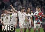 08.04.2025,  Fussball UEFA Championsleague 2024/2025: Viertelfinale Hinspiel, FC Bayern Mnchen - Inter Mailand, in der Allianz-Arena Mnchen. Die Bayern Spieler sind enttuscht v.l. Joshua Kimmich (FC Bayern Mnchen), Konrad Laimer (FC Bayern Mnchen), Thomas Mller (FC Bayern Mnchen), Sacha Boey (FC Bayern Mnchen) und Min-jae Kim (Bayern Mnchen, Minjae Kim) 
  


