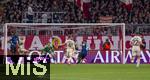 08.04.2025,  Fussball UEFA Championsleague 2024/2025: Viertelfinale Hinspiel, FC Bayern Mnchen - Inter Mailand, in der Allianz-Arena Mnchen.  Torschuss zum 0:1 von Lautaro Martinez (re, Inter Mailand), Torwart Jonas Urbig (FC Bayern Mnchen) fleigt vergeblich dem Ball nach, Min-jae Kim (Bayern Mnchen, Minjae Kim), Joshua Kimmich (FC Bayern Mnchen) und Eric Dier (li, FC Bayern Mnchen) knnen nur zusehen. 