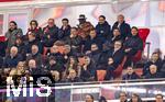 08.04.2025,  Fussball UEFA Championsleague 2024/2025: Viertelfinale Hinspiel, FC Bayern Mnchen - Inter Mailand, in der Allianz-Arena Mnchen.  Ehrengste, mit Dieter Hoeness, Ex-Vorstandsvorsitzender Karl-Heinz Rummenigge (FC Bayern Mnchen), Ehren-Prsident Uli Hoene (FC Bayern Mnchen, Hoeness), Geschftsfhrer Michael Diederich (FC Bayern Mnchen), Sportvorstand Max Eberl (Bayern Mnchen), Vorstandsvorsitzender Jan-Christian Dreesen (FC Bayern Mnchen), Trainer Julian Nagelsmann (Deutschland), Co-Trainer Danny Rhl (Deutschland), Oliver Bierhoff, 