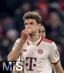 08.04.2025,  Fussball UEFA Championsleague 2024/2025: Viertelfinale Hinspiel, FC Bayern Mnchen - Inter Mailand, in der Allianz-Arena Mnchen. Bayern Spieler nach dem verlorenen Spiel, Thomas Mller (FC Bayern Mnchen) verzieht das Gesicht.