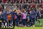 08.04.2025,  Fussball UEFA Championsleague 2024/2025: Viertelfinale Hinspiel, FC Bayern Mnchen - Inter Mailand, in der Allianz-Arena Mnchen. Torjubel Davide Frattesi (mitte, Inter Mailand) zum 2:0 Siegtreffer.