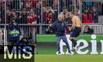 08.04.2025,  Fussball UEFA Championsleague 2024/2025: Viertelfinale Hinspiel, FC Bayern Mnchen - Inter Mailand, in der Allianz-Arena Mnchen. Torjubel Davide Frattesi (re, Inter Mailand) zum 2:0 Siegtreffer. 