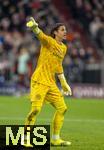 08.04.2025,  Fussball UEFA Championsleague 2024/2025: Viertelfinale Hinspiel, FC Bayern Mnchen - Inter Mailand, in der Allianz-Arena Mnchen. Torwart Yann Sommer (Inter Mailand) gibt Anweisungen.